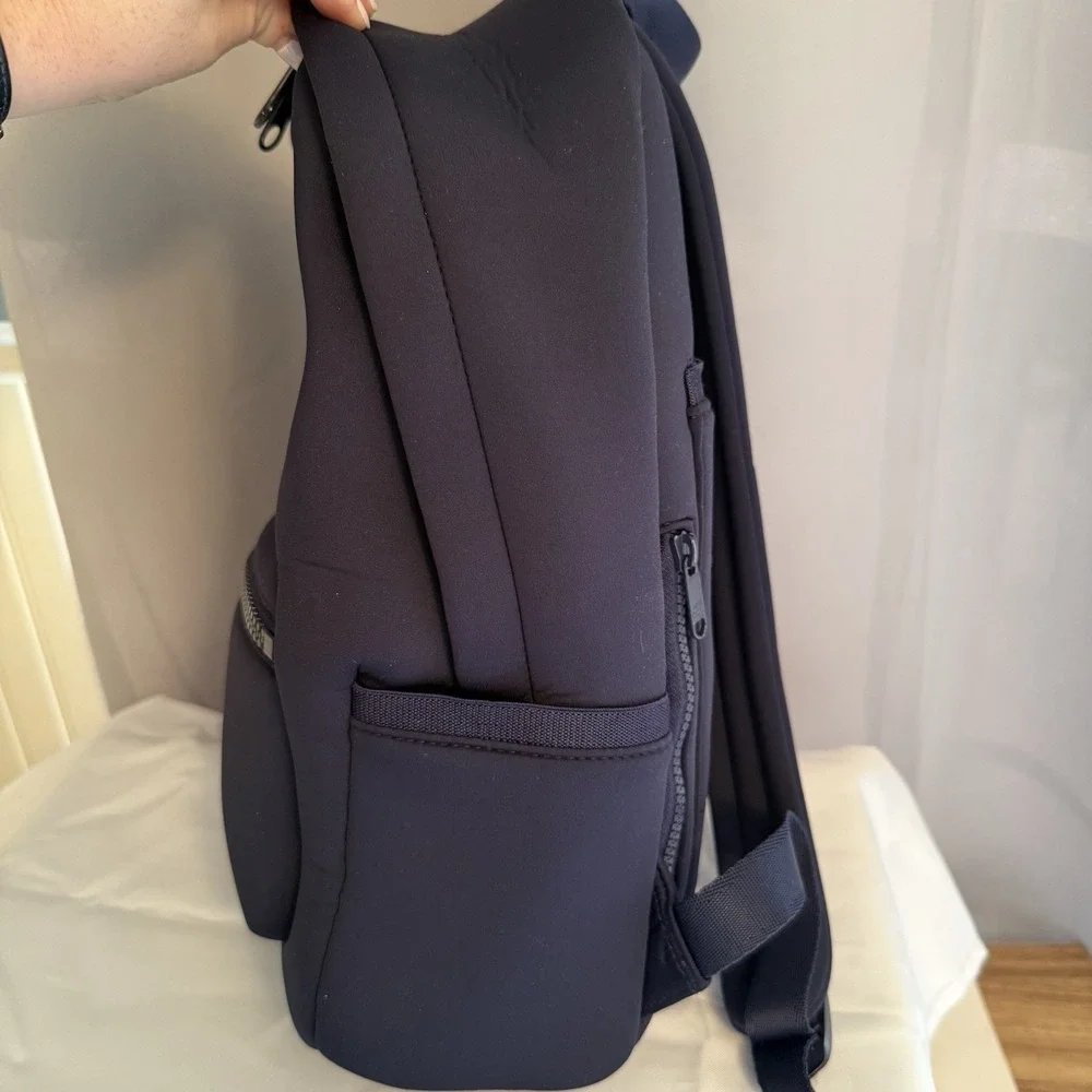 DAGNE DOVER Dakota Neoprene Backpack Diaper Bag Navy Blue 2 Pouches Dust Bag EUC